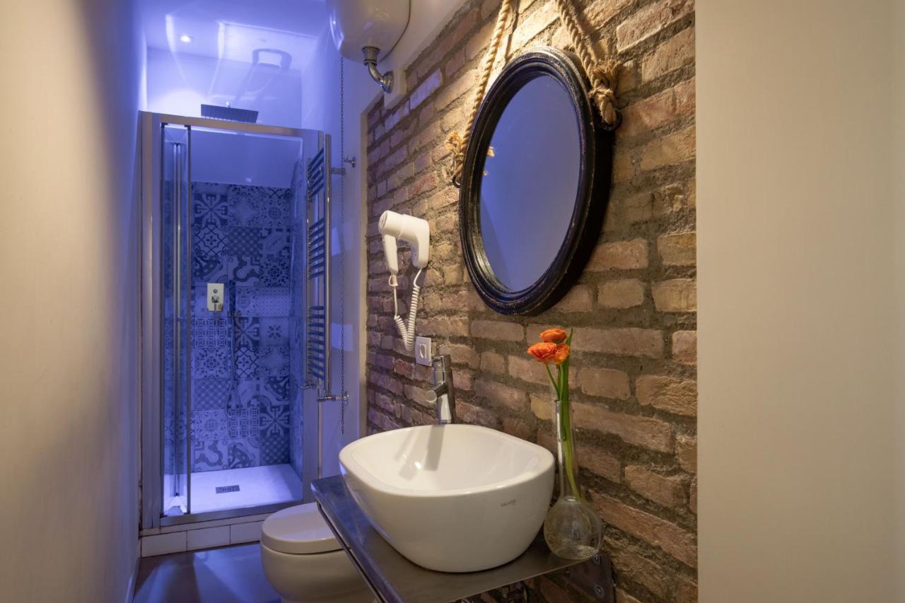 Spagna Secret Rooms Рим Экстерьер фото